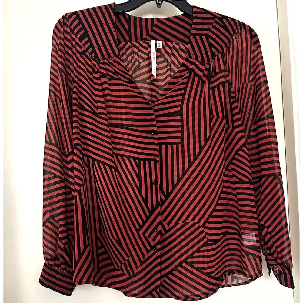 Bellatrix Sheer Button Up VNeck Blouse M Date Night Girls Night Office Geometric - Picture 2 of 7